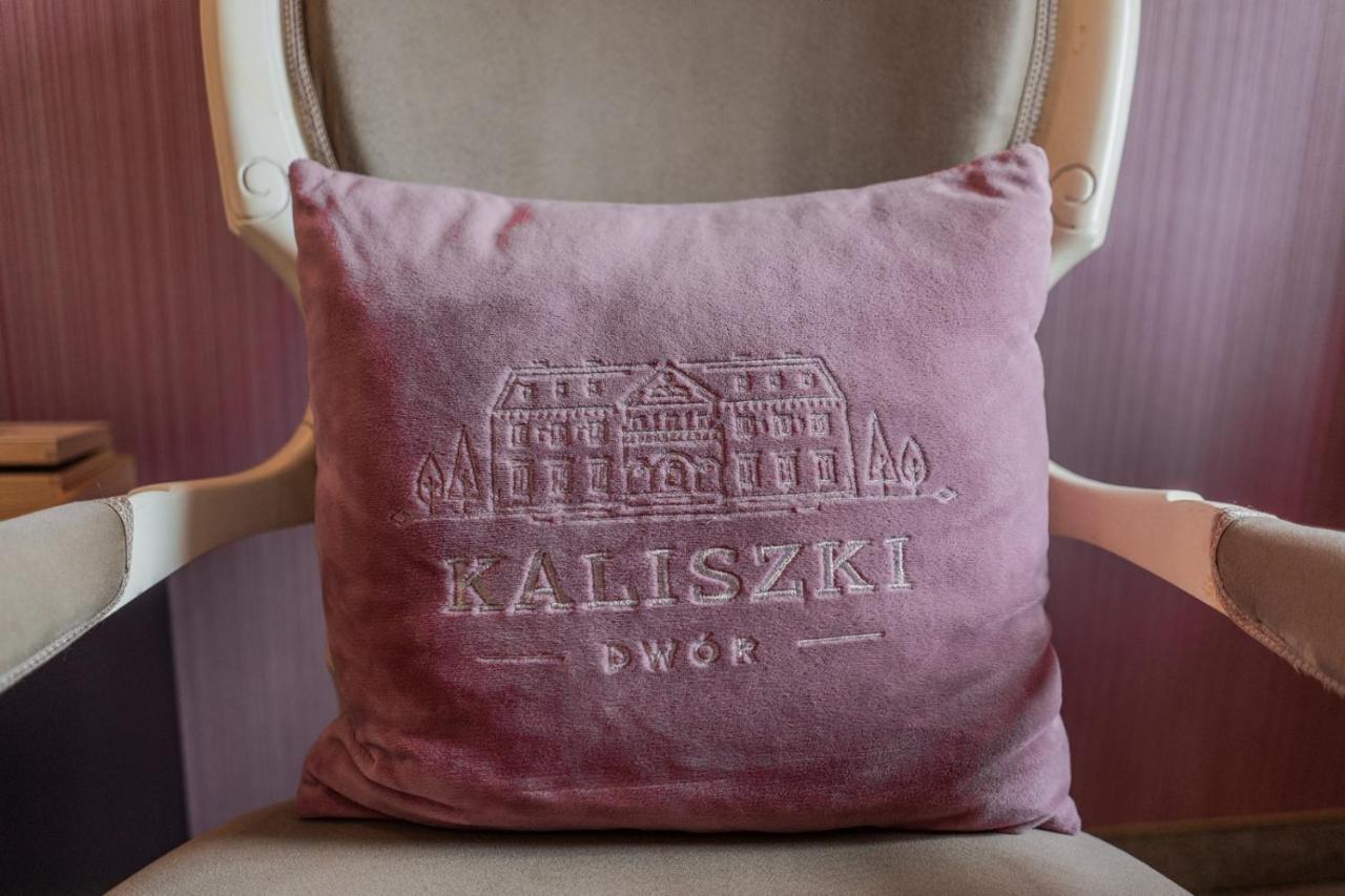 Dwor Kaliszki Hotel Exterior photo