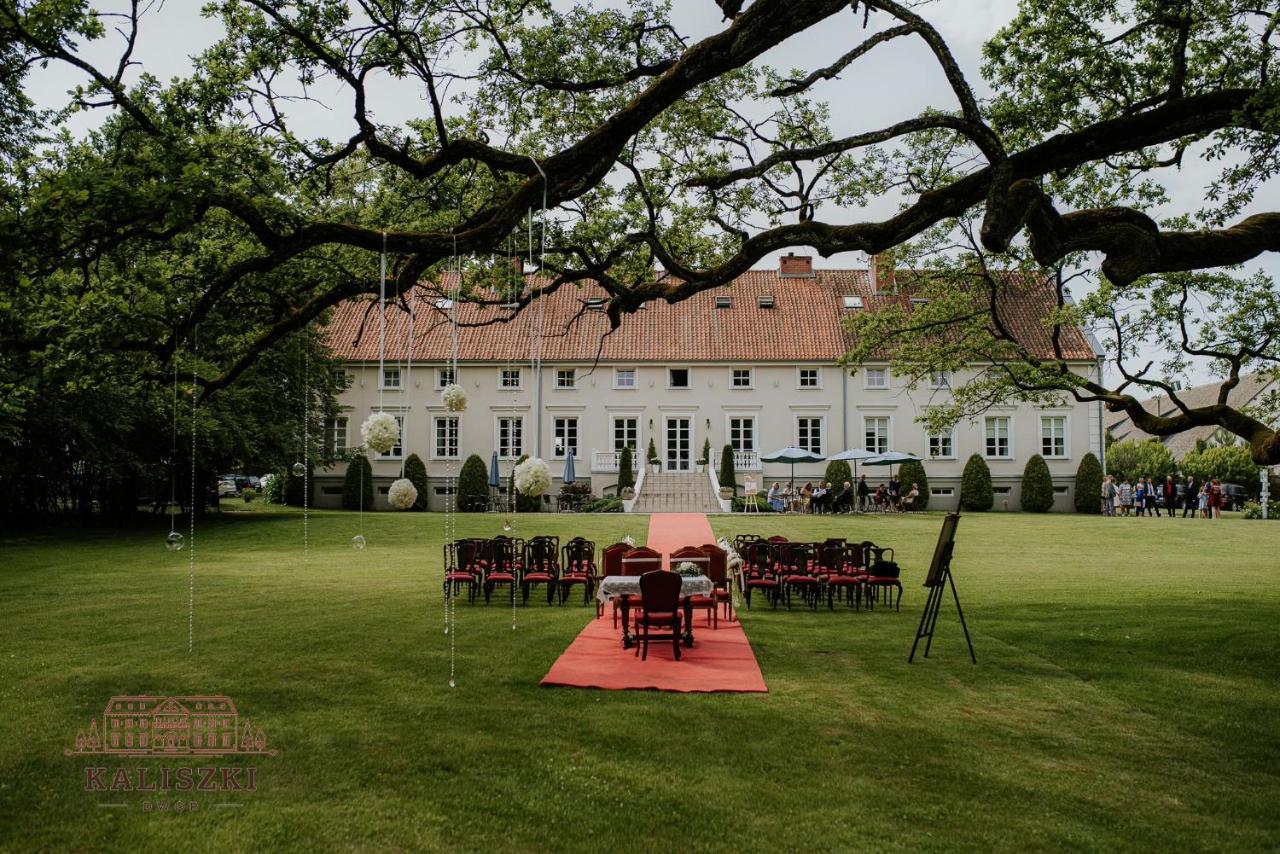 Dwor Kaliszki Hotel Exterior photo